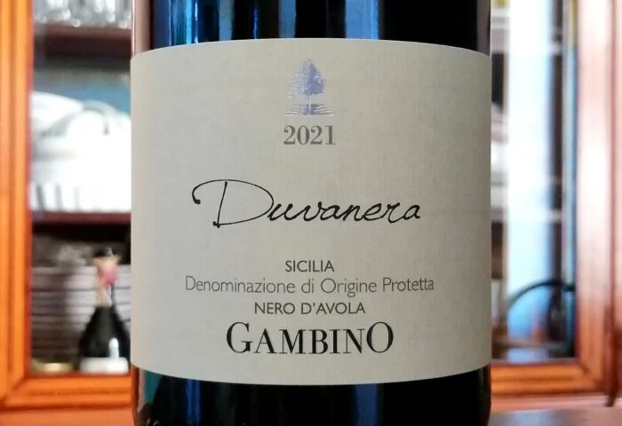Sicilia Dop Nero d’Avola Duvanera 2021 di cantina Gambino